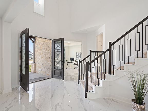 4th image of 2920 Miletto Dr