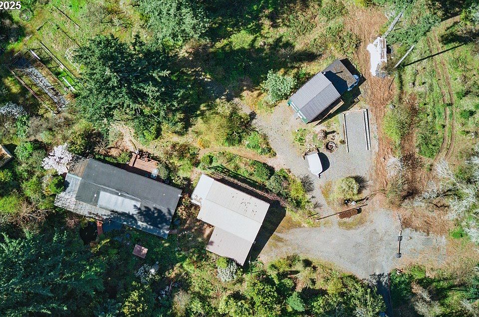 1st image of 16730 S Manor Dr