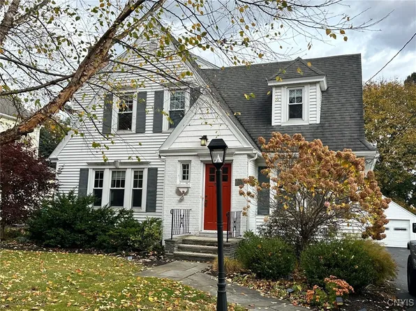 119 Dewittshire Rd, Syracuse, NY 13214