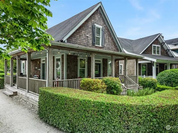 6 Primrose Lane, Pacific Beach, WA 98571