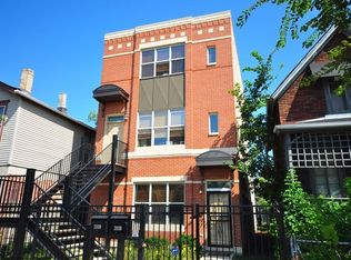 2030 W Warren Blvd, Chicago, IL 60612