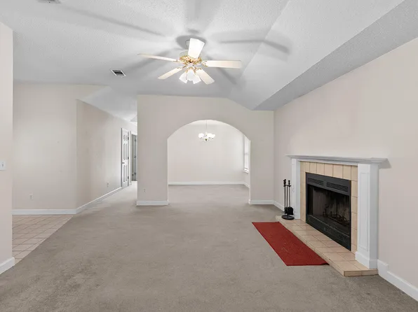 188 Wright Cir, Niceville, FL 32578