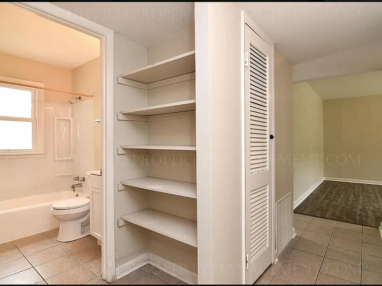 5117 Alba Way — Photo 8