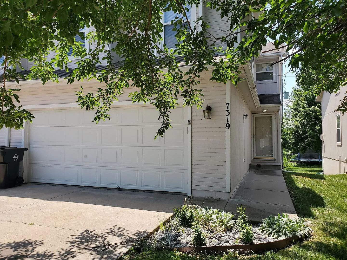 Beautiful 3BR, 3.5BTH home near Lake Sherwood. Washburn Rural Schools. — Photo 2