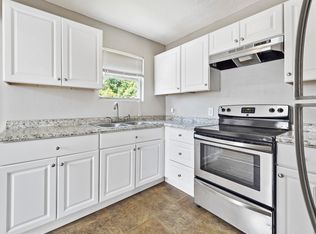 1130 7th Ave N, Texas City, TX 77590