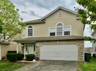4898 Grimm Dr, Lockbourne, OH 43137