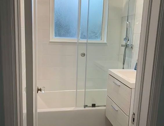 Main Bathroom