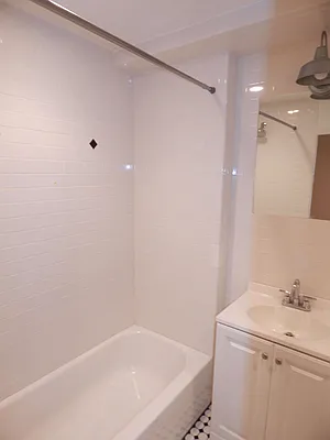 Rented by Realty Collective | media 26