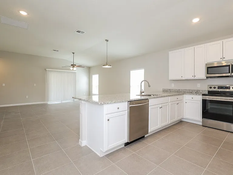 1660 Redfin Dr — Photo 7