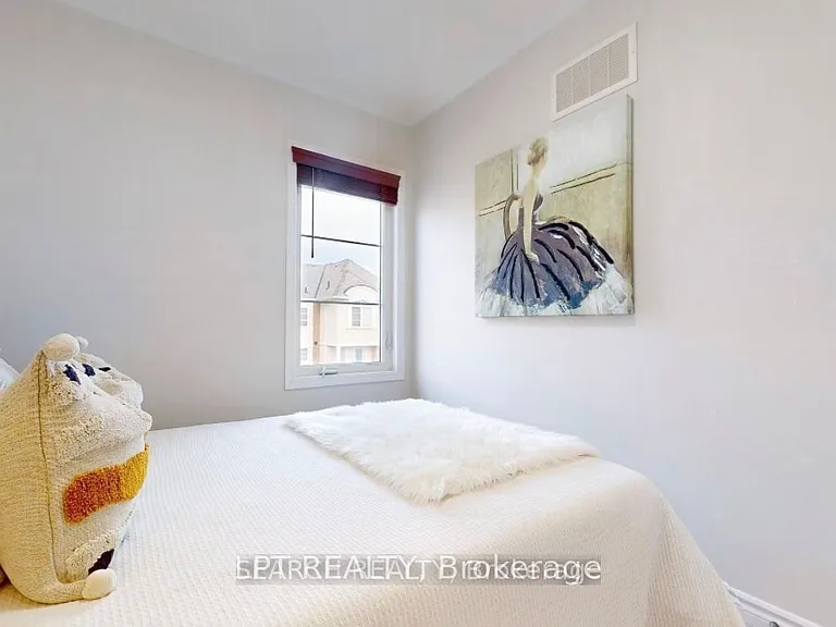 52 Gerigs St — Photo 16