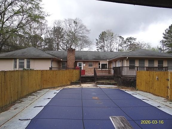 3rd image of 26 Arrowhead Rd