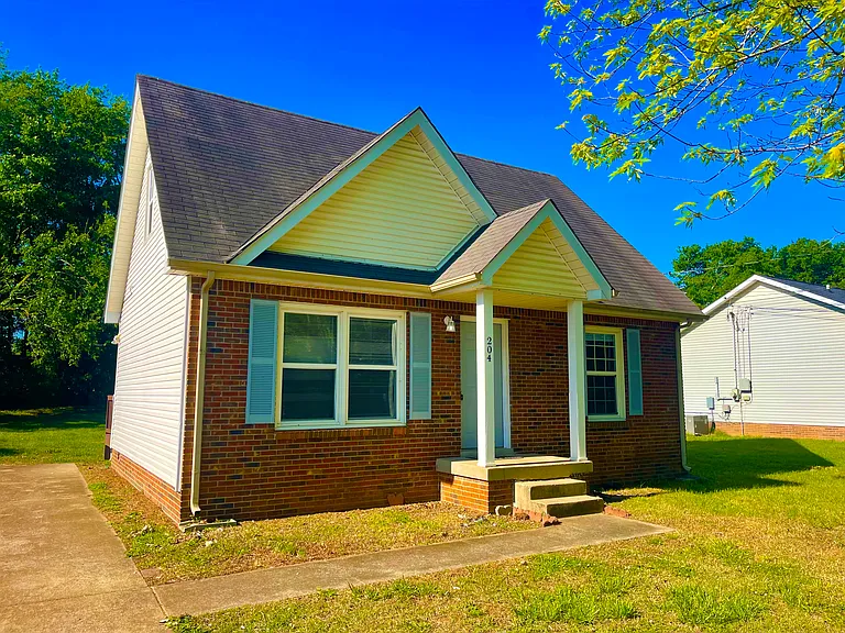 204 Jim Thorpe Dr — Photo 1