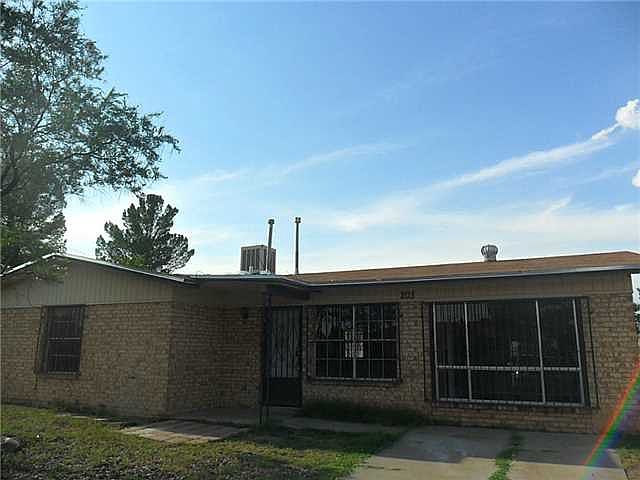 1st image of 203 Caribe Cir