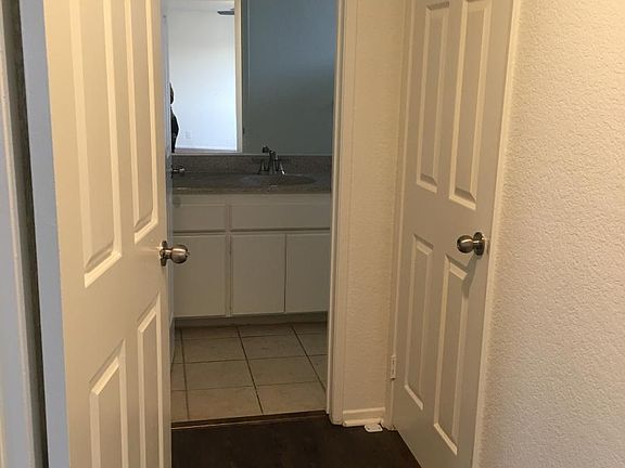 3rd image of 12311 Grevillea Ave APT 3D