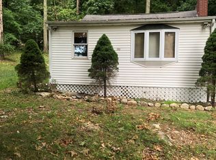 110 Lakeside Dr, Andover, CT 06232
