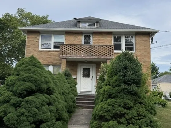 2004 Grand St Floor 2, Scotch Plains, NJ 07076