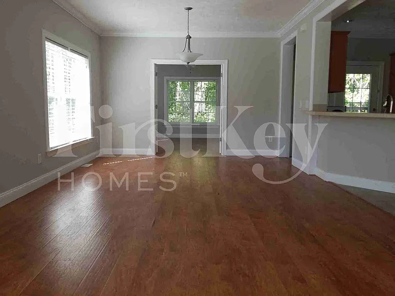 1911 Chestnut Oak Ln — Photo 7