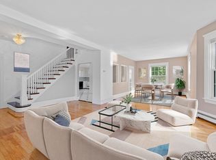 27 N Ash St, Brockton, MA 02301