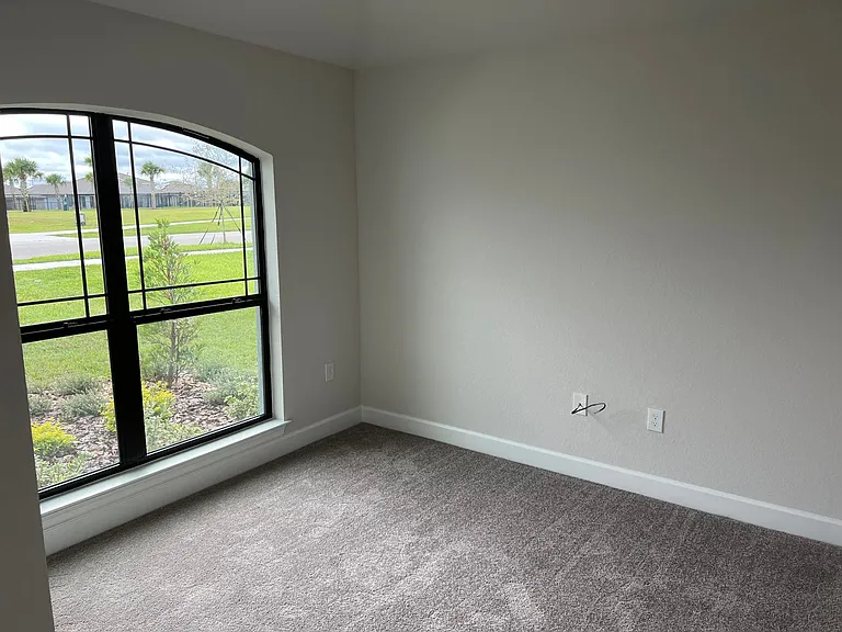 132 Bergamot Loop — Photo 8