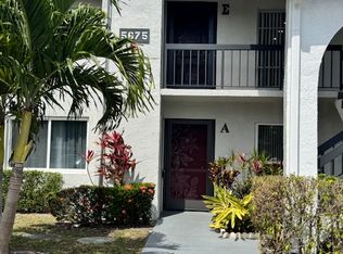 5675 Queen Palm Ct APT E, Delray Beach, FL 33484