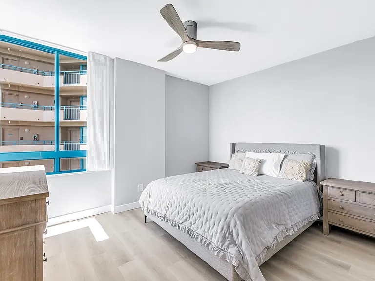 1520 Gulf Blvd #906 — Photo 35