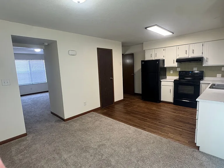 41 Campbell Dr — Photo 4