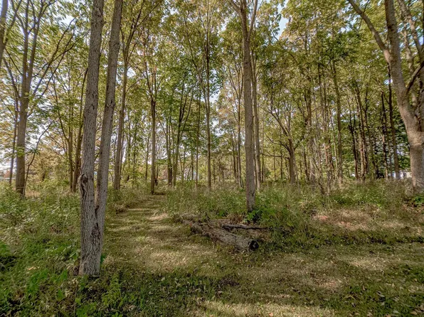 766 W Business Highway 30, Columbia City, IN 46725