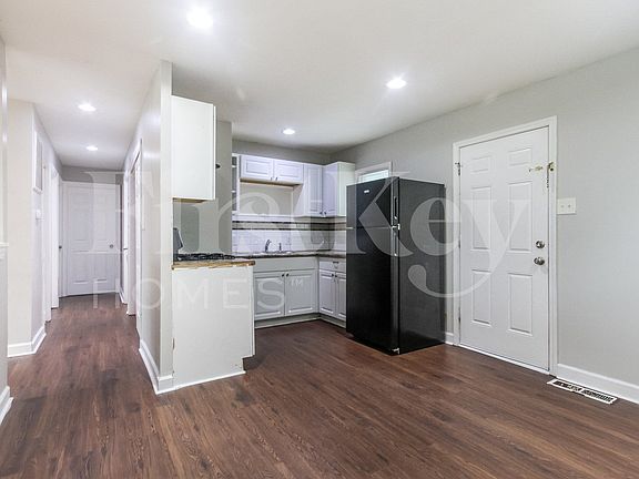 5th image of 3147 Keswick Rd