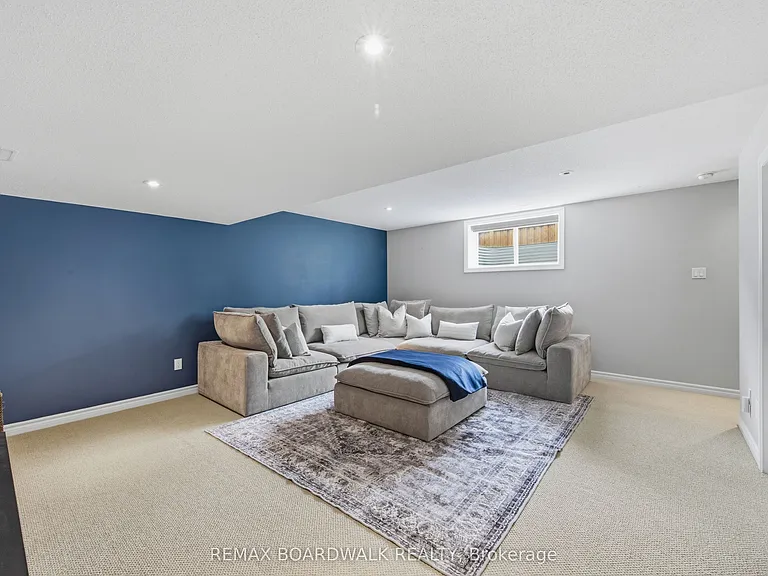 375 Cooks Mill Cres — Photo 35