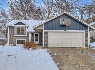 13133 Court Pl, Burnsville, MN 55337
