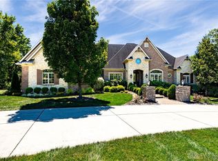 2185 Tanbark Trl, Sugarcreek Twp, OH 45385