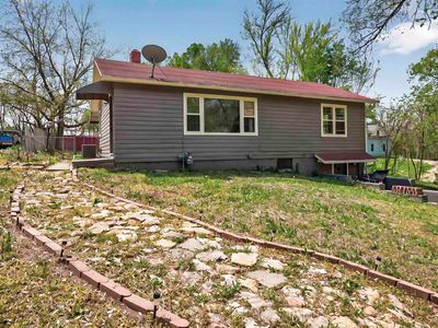 935 NW Menninger Rd, Topeka, KS, 66618
