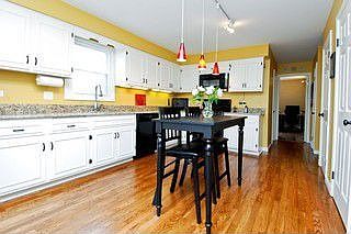 Kitchen / Breakfast Room