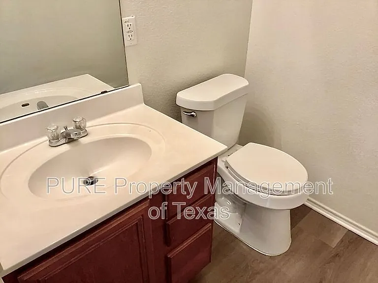 3502 Sandy Brook Dr — Photo 10
