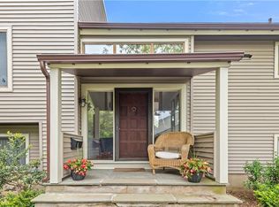 20 Highland Park Pl, Rye, NY 10580