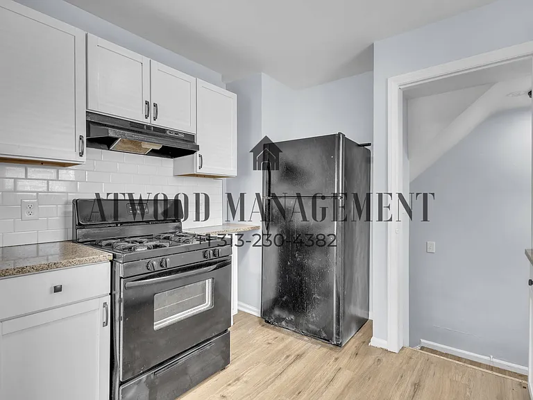 19355 Caldwell St — Photo 7