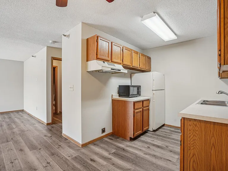 Century Ridge — Photo 16