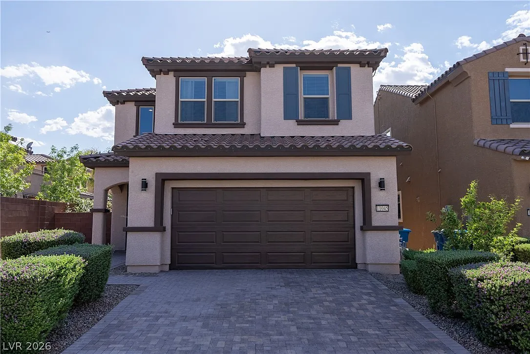 3 bed, 2.5 bath, 2046 sqft, $2,450 — Photo 4