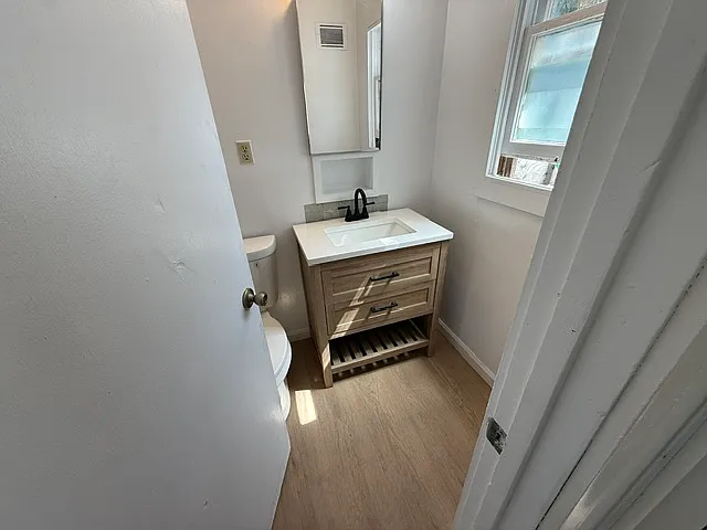 885 James Ave #10 — Photo 6