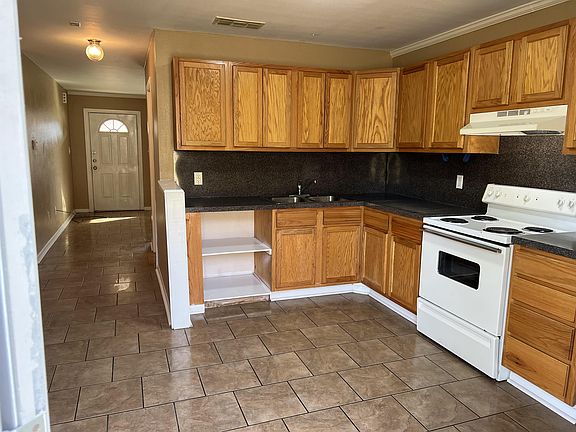 4th image of 7700 County Road 2193 APT 4