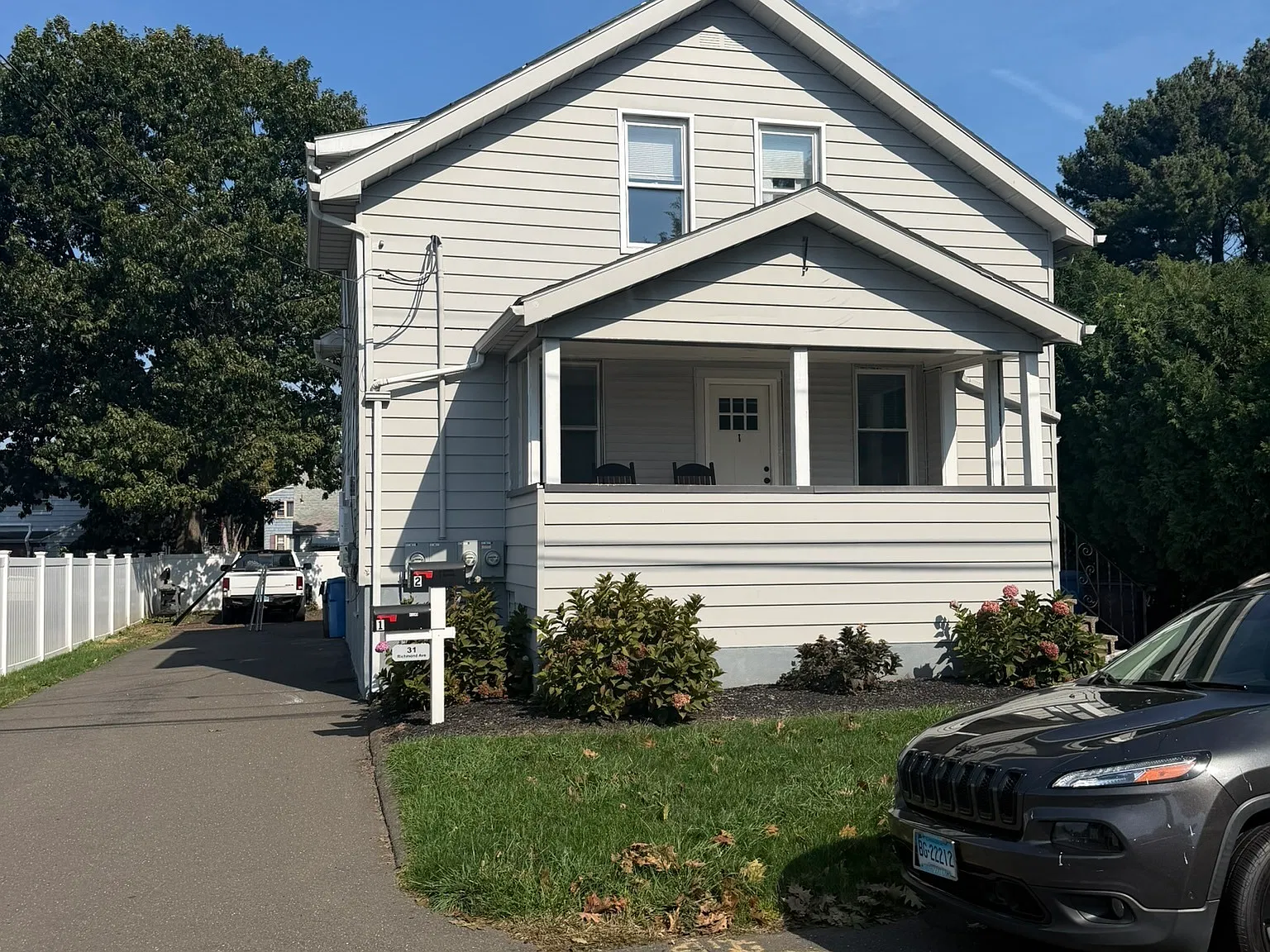 2 bed, 1.0 bath, 928 sqft, $2,000 — Photo 1