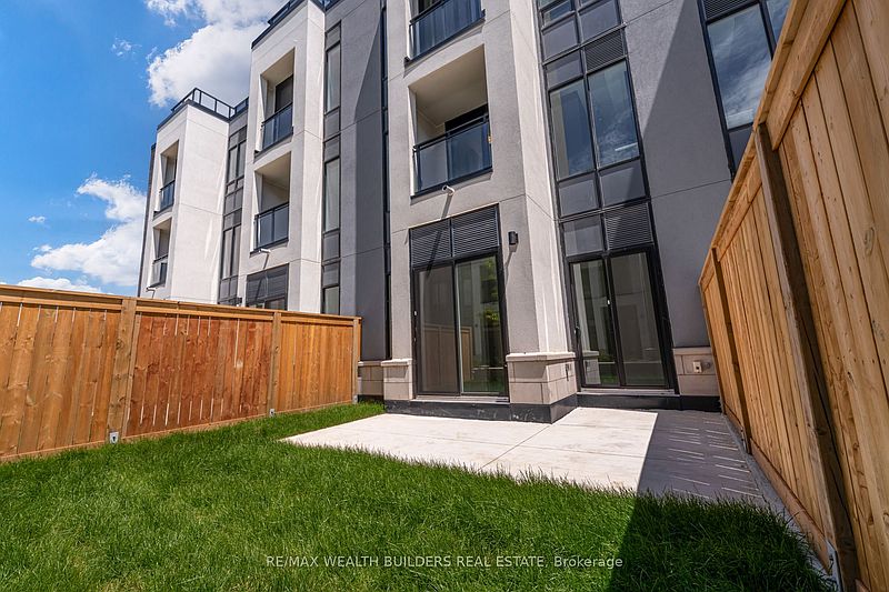 Oakville Townhouse for rent - 2 Bedrooms — photo 32