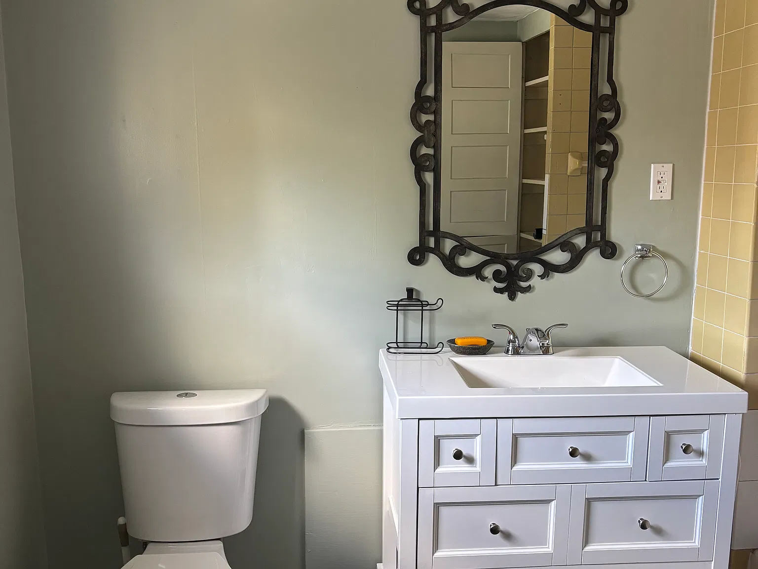 3 bed, 1.5 bath, 1702 sqft, $1,475 — Photo 2