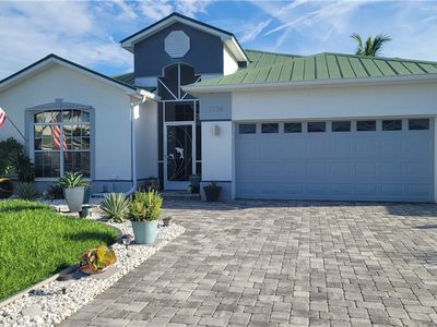 1736 Emerald Cove Cir, Cape Coral, FL, 33991