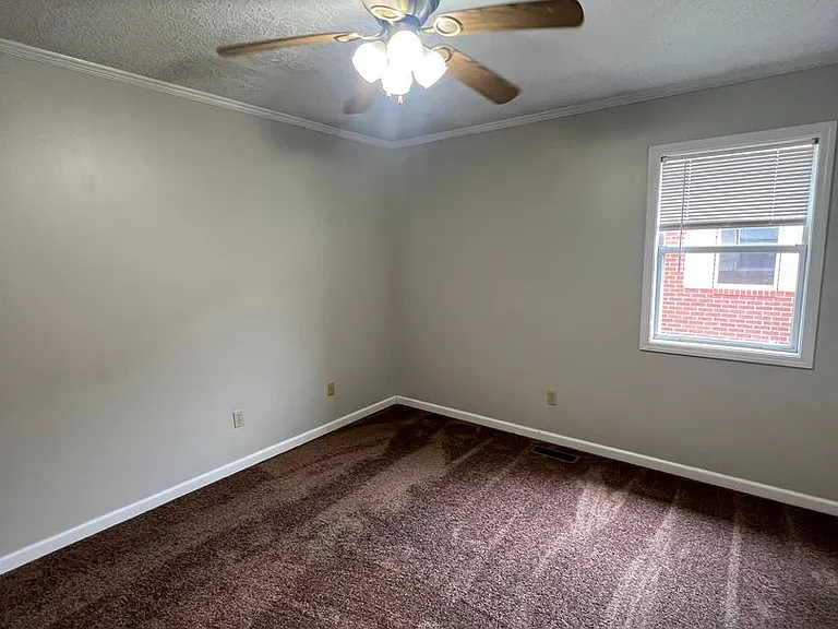 579 Baker Rd — Photo 9