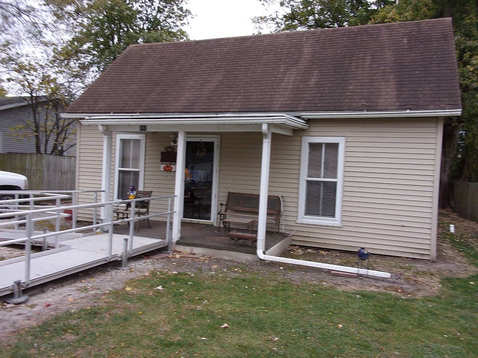 1st image of 410 W Clinton St