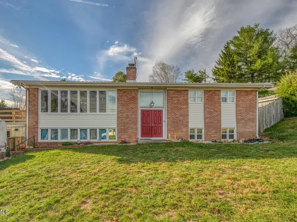 760 Edwynne Dr, Marion, VA 24354