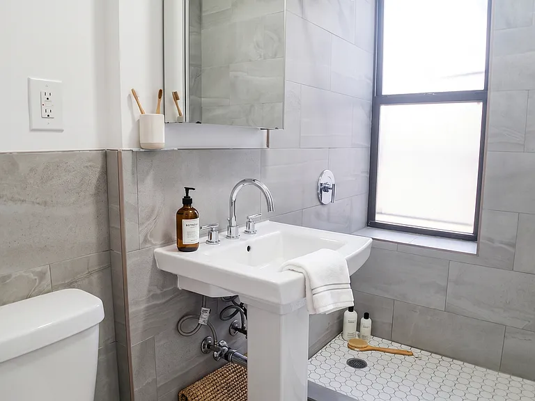 615 W 169th St #4 — Photo 8