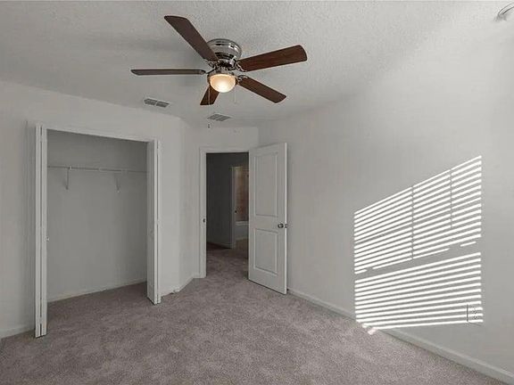 4th image of 3550 SE 37th Avenue Rd