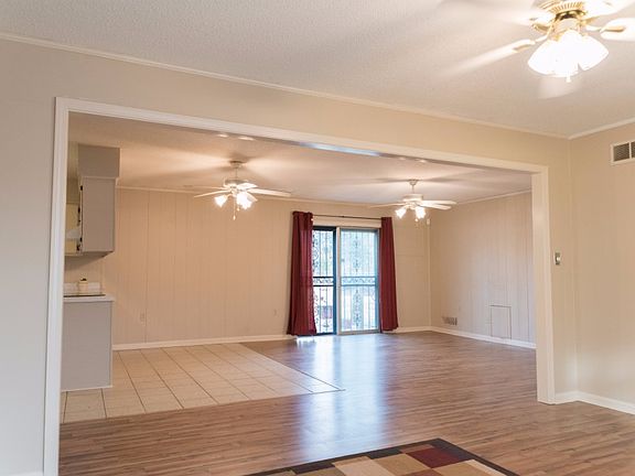 4th image of 6990 Cold Springs Ln